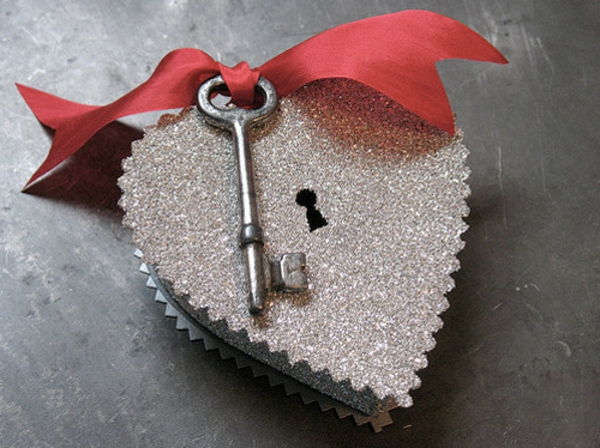 coração forma-box-with-prata-chave