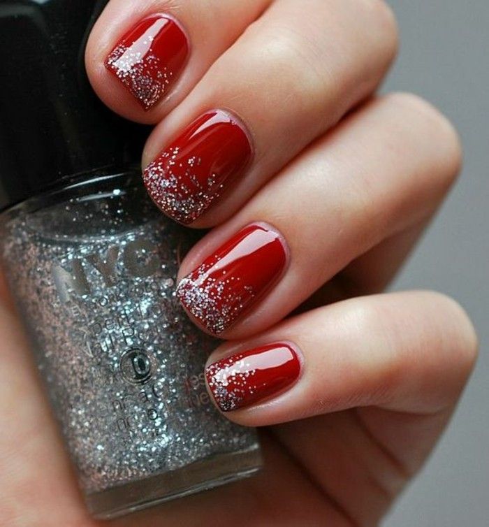 11-løfte-glitrende-rød neglelakk sølv finger-nail jul