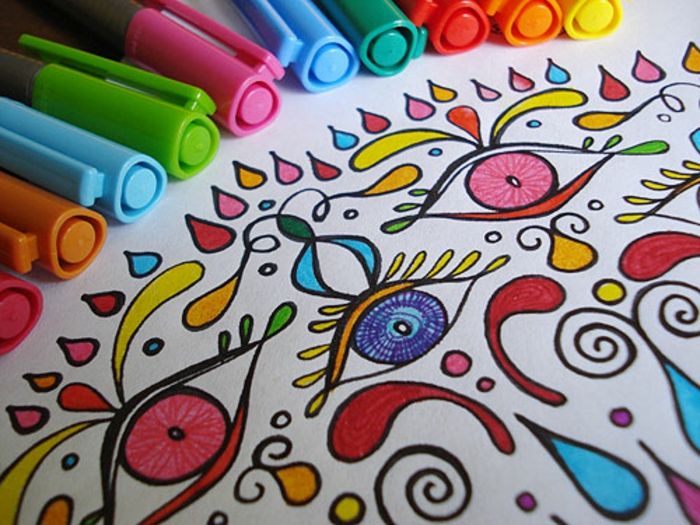Colorir mandal com lápis de cor, gotas, olhos, olhos de pintura, conjunto de lápis, cores diferentes