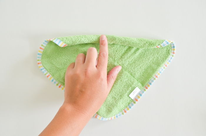 Izdelajte piškote iz baby nogavic in zelene krpe sami, podrobna navodila, prvi korak