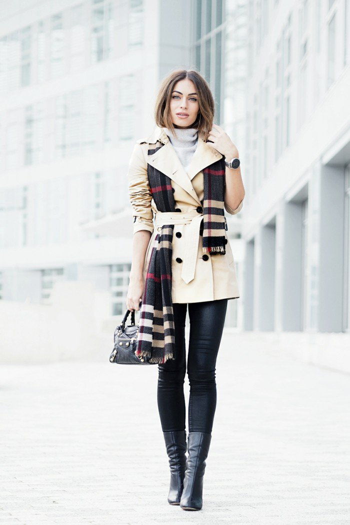 2-kort Burberry Coat i Beige