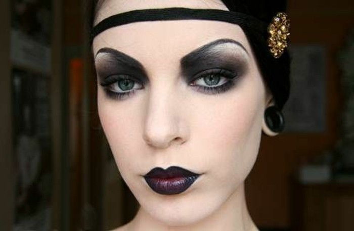 20-jaar-style-interessante-make-up donker-design