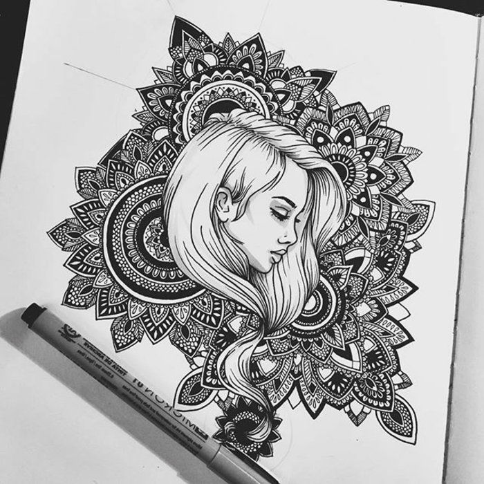 Teckning med en tjej med långt rakt hår, hår bakom örat, mandala bakgrund