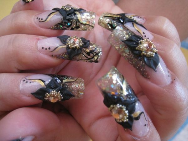 nail art obrázky na svadbu - super fantazie sa objaví