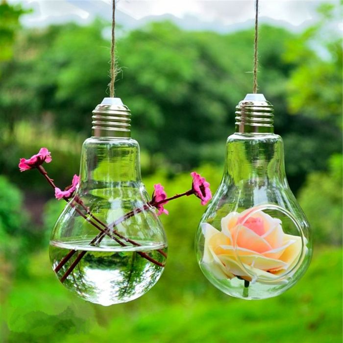 remeslá s žiarovkami, záhradné dekorácie, kvety, vázy z hrušky