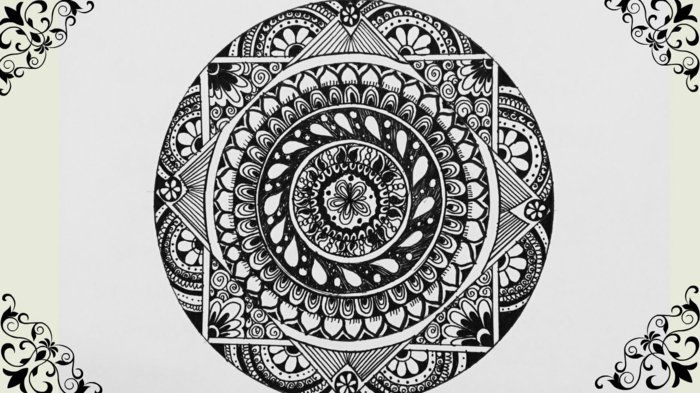 Szablony Mandala do barwienia ze skomplikowanymi detalami, podłe koła i kwadraty, motywy kwiatowe