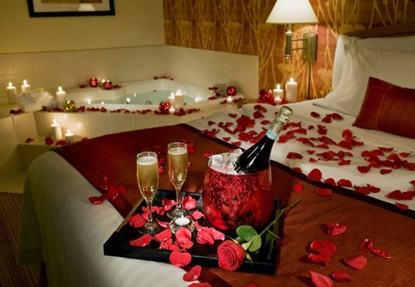 Sevgililer Günü yeşerdi-şampanya-yatak shcick-asil-en-modern rose