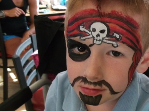 super cool pirátska make-up pre chlapcov - super pekný obrázok