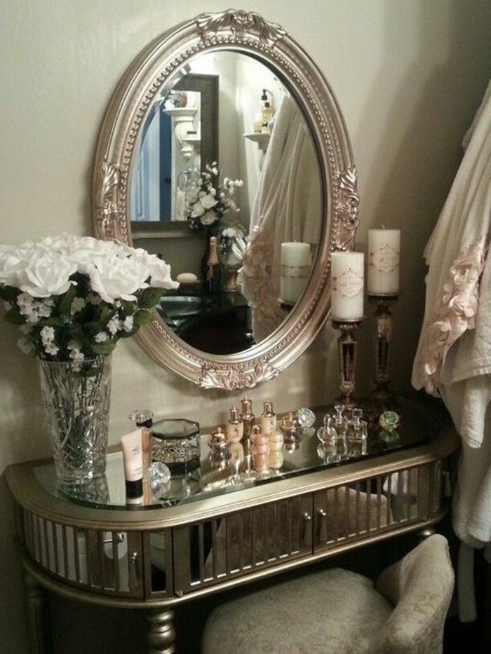 7-toaletný stolík-komody-as-ruže-okrúhlym zrkadlovo make-up s-silver-frame-