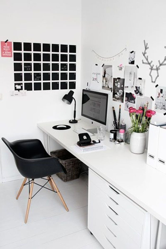 Çalışma evde oturan-set-beyaz iç Siyah Sandalye vurgu olarak