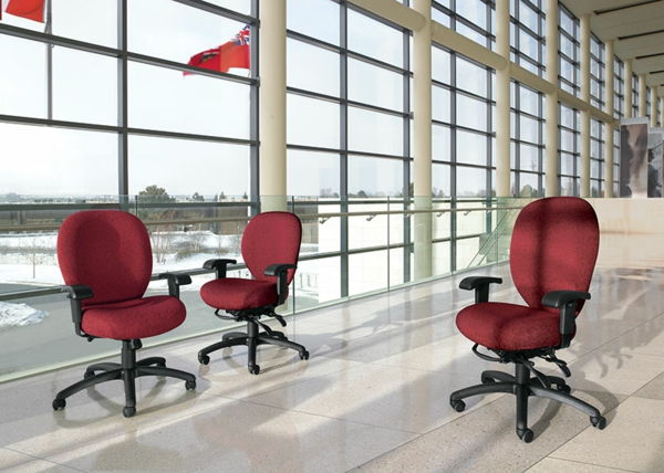 Kontormøbler kontorstoler-med-moderne-design-i-rød farge