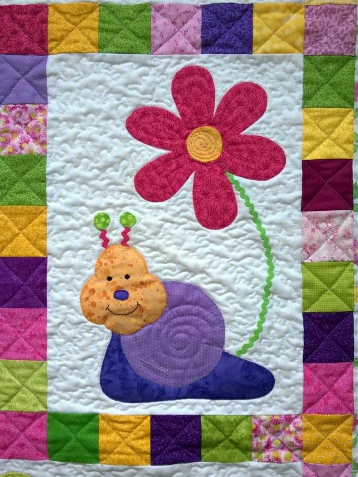 Detská postieľka deka patchwork kvetiny Slimák Dekorácia
