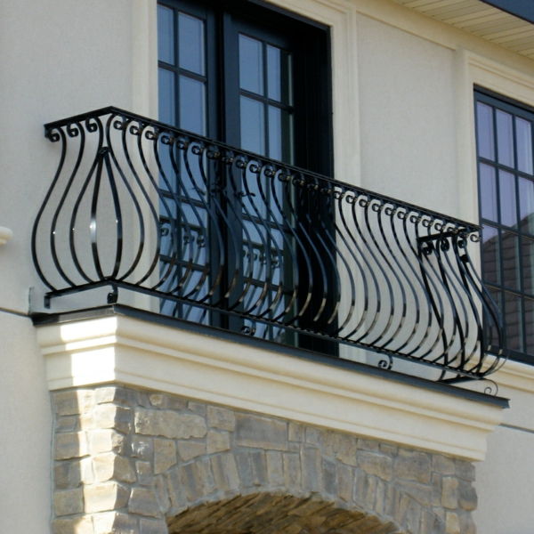 Balcon balustradă-din metal design exterior