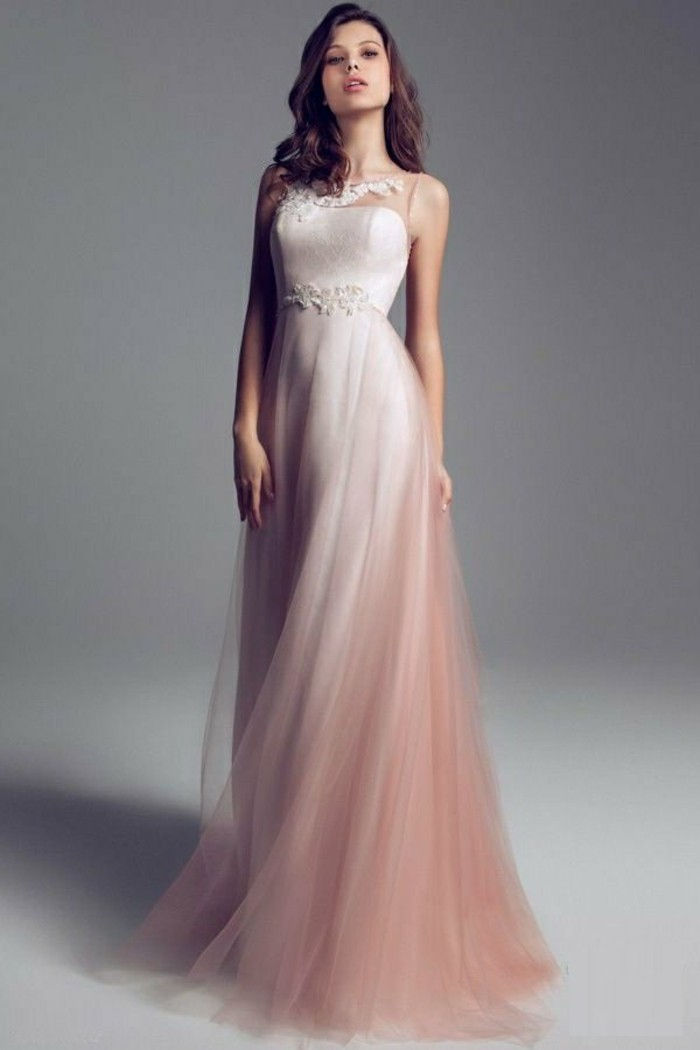 Šaty v ružovej jednoduché a elegantné