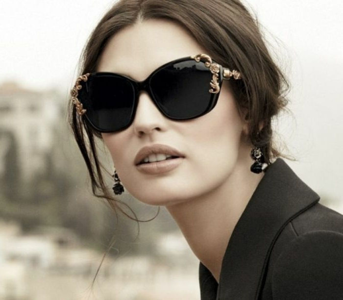 Chanel solbriller mørk svart