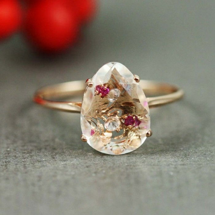 Stilingi žiedai Rožinis auksas Baltas kvarcas Rubinas