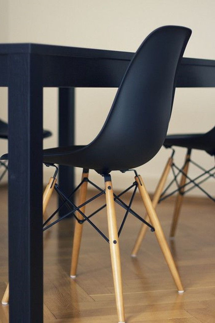 Eames Siyah Sandalye uygun-için-yemek odası