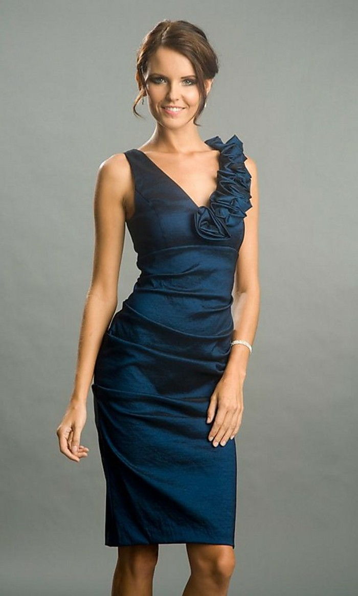 Elegantiškas suknelės trumpas-mėlyna