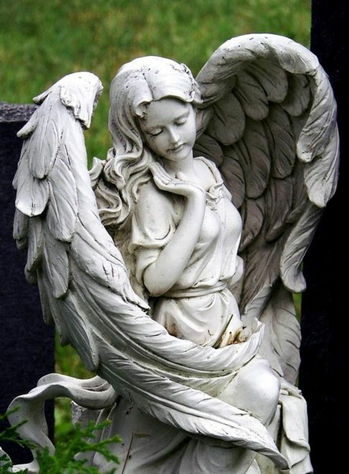 Angel kip Stone ponudba in vrt oblikovanje