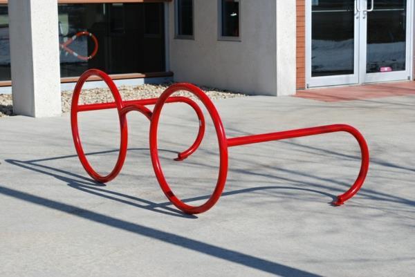 Bicycle Stand-as-glasses-in-rode kleur