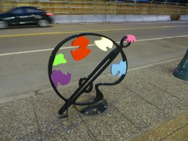 Kleurenpalet Bicycle stand-on-the-road