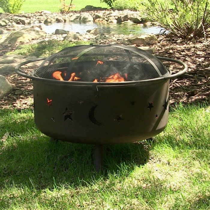 Brann bolle-med-grill utendørs