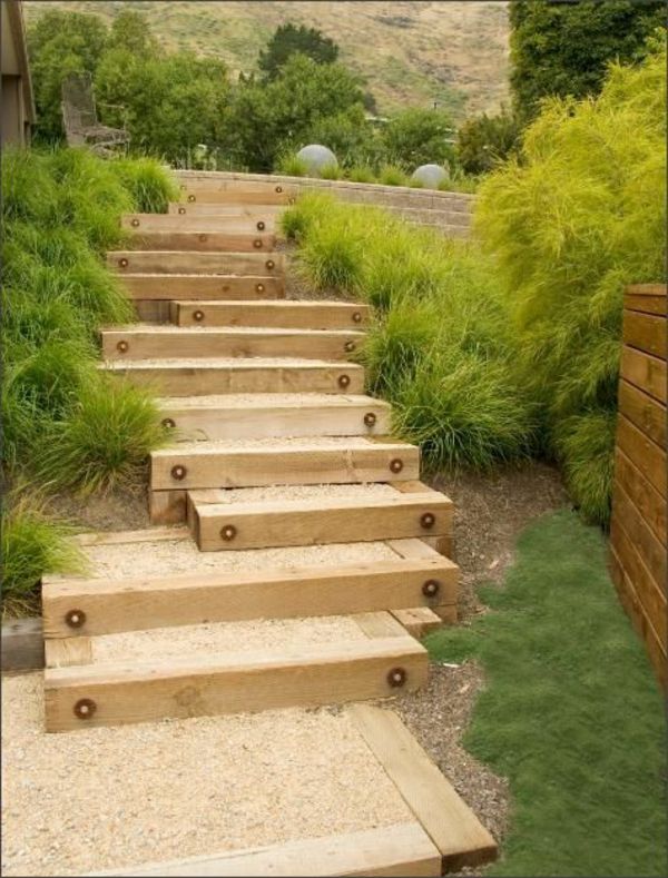 scari-cu-lemn pentru grădină structură