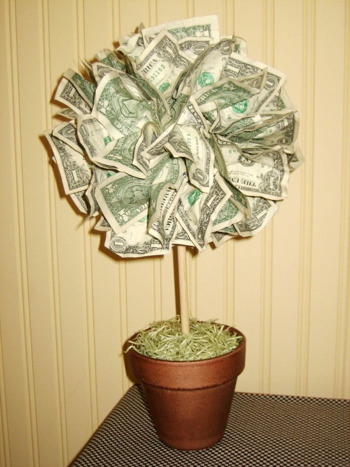 cadouri monetare Tinker-ca-bonsai-tree-in-ghiveci de flori