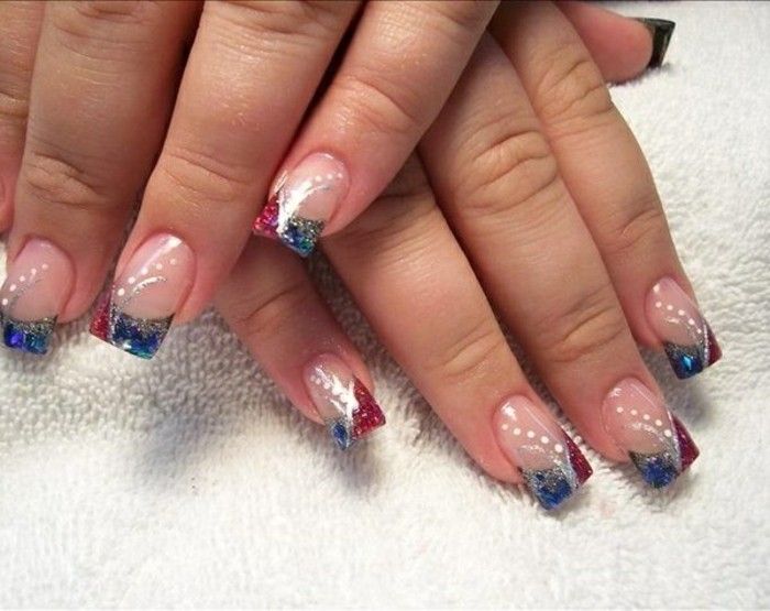 Glitter nails-design Modern-fransk-manikyr