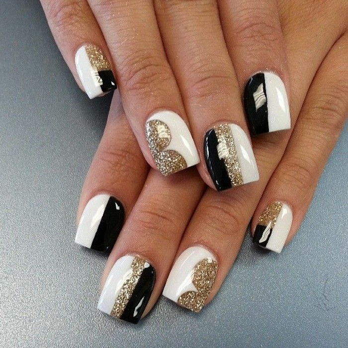 Glitter Nails-design-svart-hvitt og gull