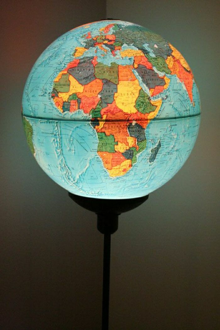 Globus opplyst nattbordlampe leselampe