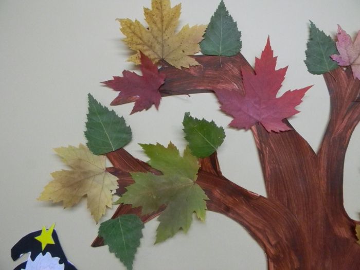 Fall obrti-z-otrok-drevo-z-pisano listje
