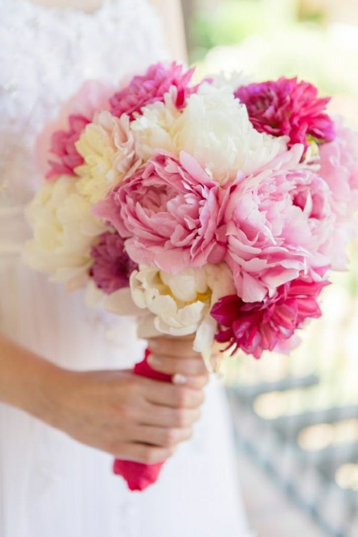 Vestuvių puokštė baltos ir rožinės