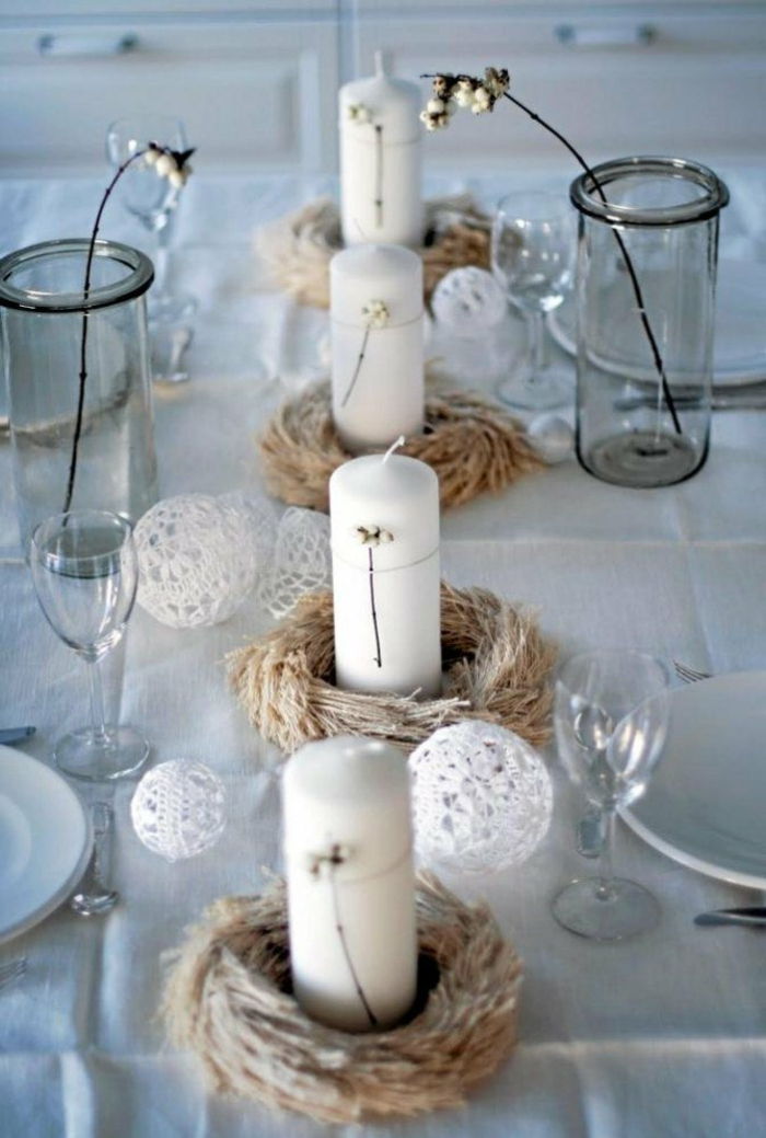 Düğün masa dekorasyonu-ile-mumlar-topları
