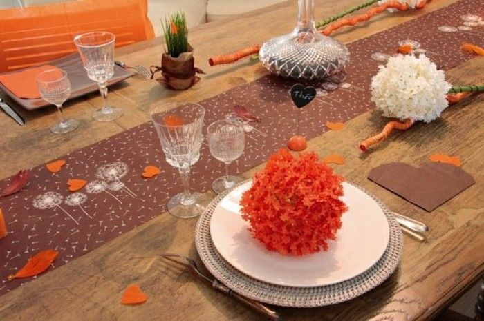 Svadobné tabule dekorácie-oranžovo-hnedá