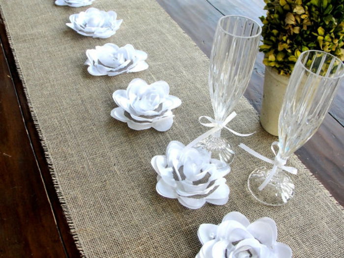 Svadobné tabule dekorácie origami kvety