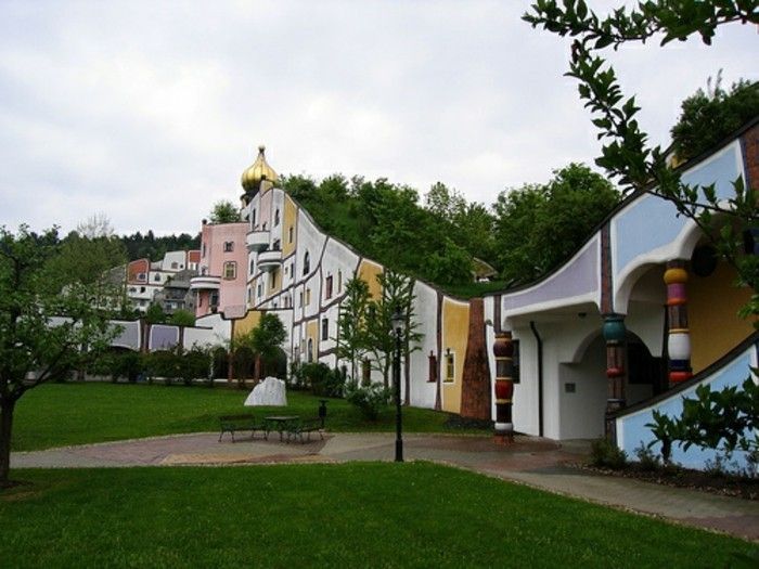 Hundertwasser arkitektur Miljö Natur Dorf6