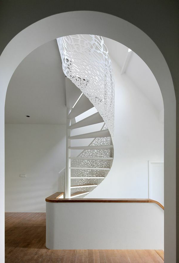 efect de Design Interior design complet-pentru-a-spirală scară în alb-