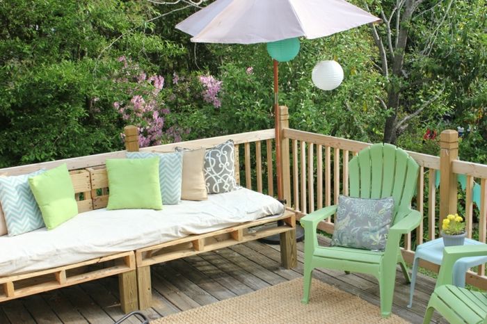 Courtyard Design-Paleten scaune proaspete Canapea pernă culori lămpi de hârtie Parasol