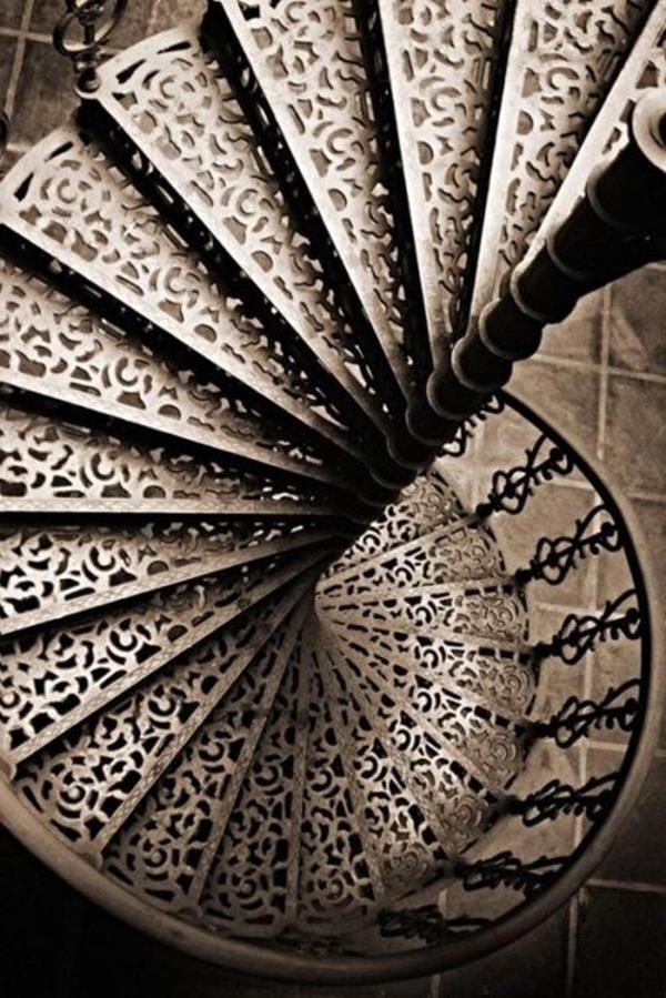 Internă scara-Antique-o-fascinante scări de design scutec