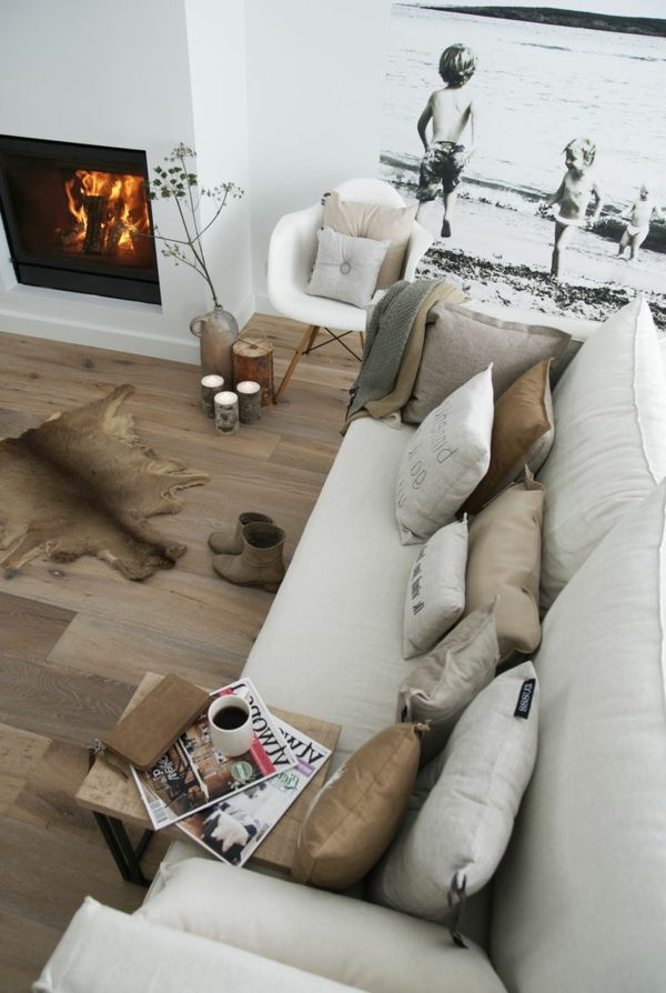 idei de design interior podele-din-lemn-piele covor canapea