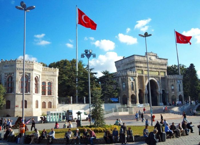 Istanbul Obiective turistice Bayezid Place Numele numesc doi sultani otomani