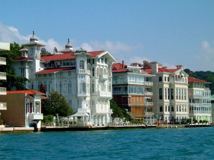 atracții din Istanbul Sfaturi de călătorie Yenikoy Istanbul sfaturi de călătorie repere