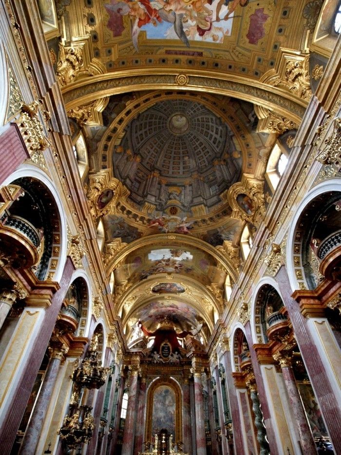 Arhitectura iezuit Biserica din Viena-Austria-unic-baroc