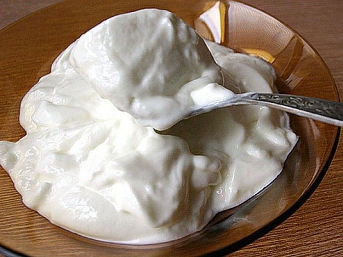 Yoghurtkultur-man kallade-surmjölk i Bulgarien