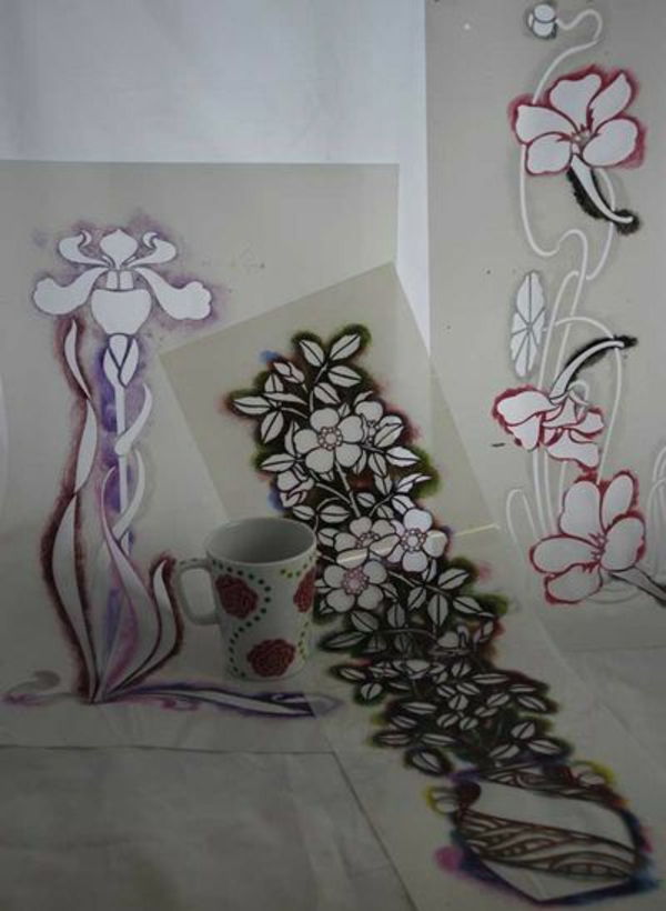 Secesia - ozdoby-šablóny-kvety-s-pohár a-tri-obrázky
