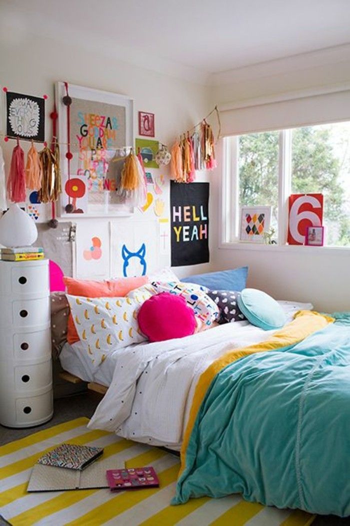 dormitor pentru tineret figuri cu-colorate culori
