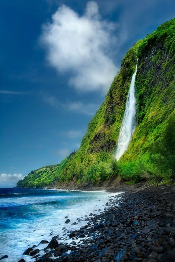 Kaluahine Wodospad Big Islandia Hawaje