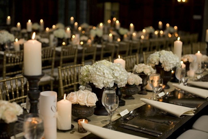 mesa de velas decoração-com-muitas velas
