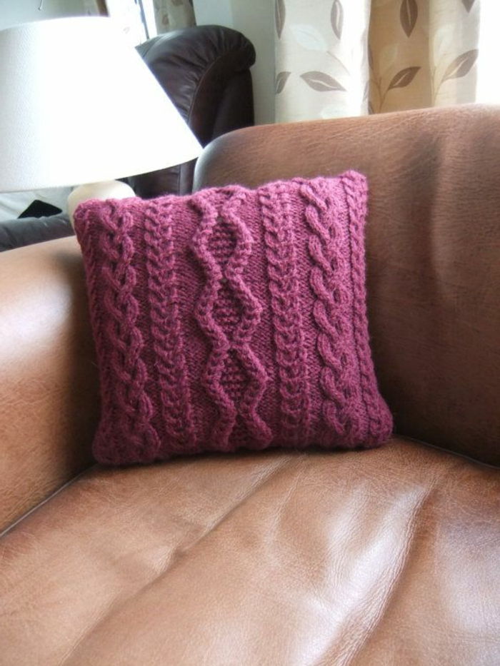 Pillow strikke-flettet mønster Håndlaget modell-lilla farge